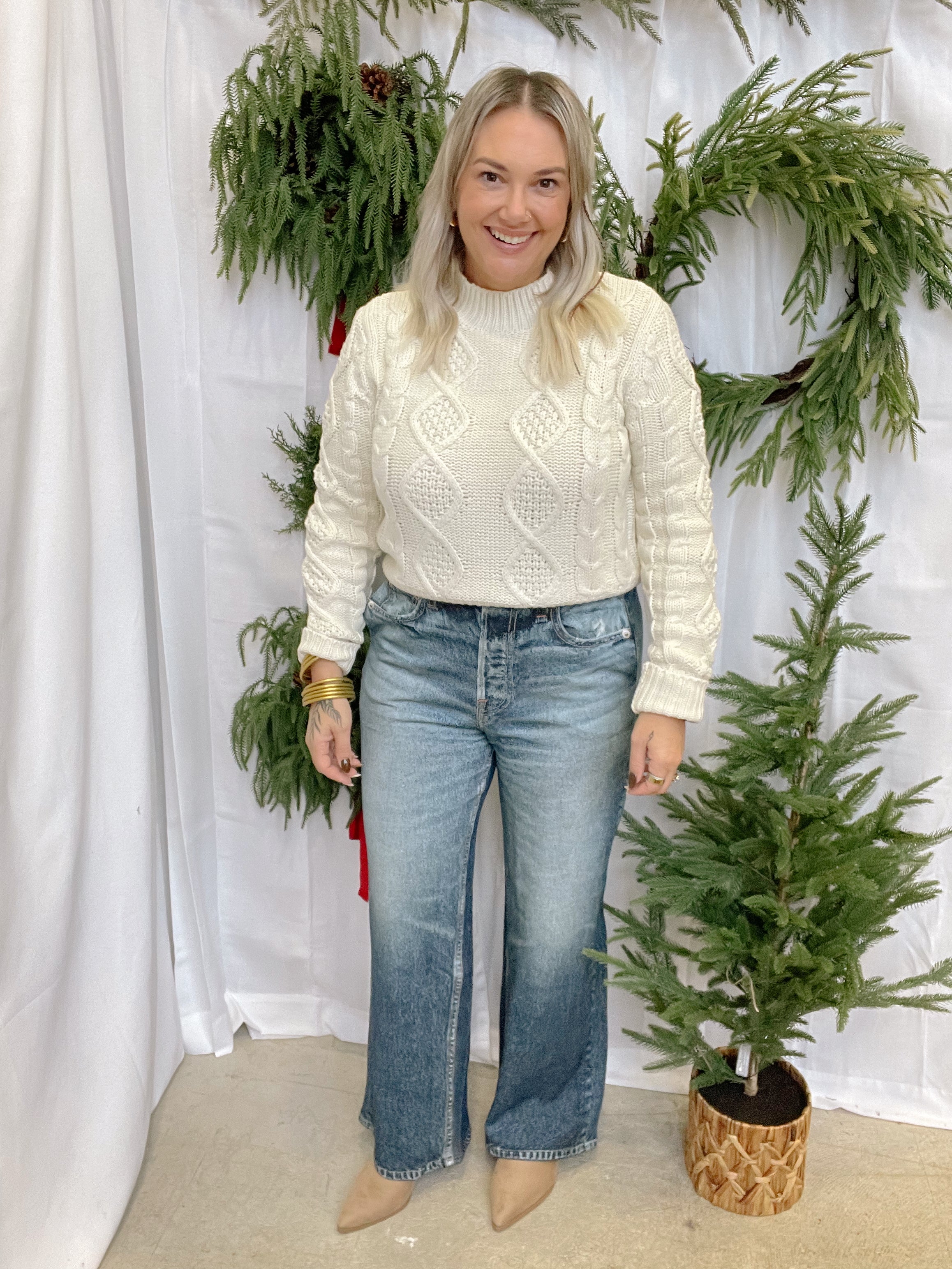 Elan Jenna Sweatpant Jeans-Jeans-elan-The Silo Boutique, Women's Fashion Boutique Located in Warren and Grand Forks North Dakota