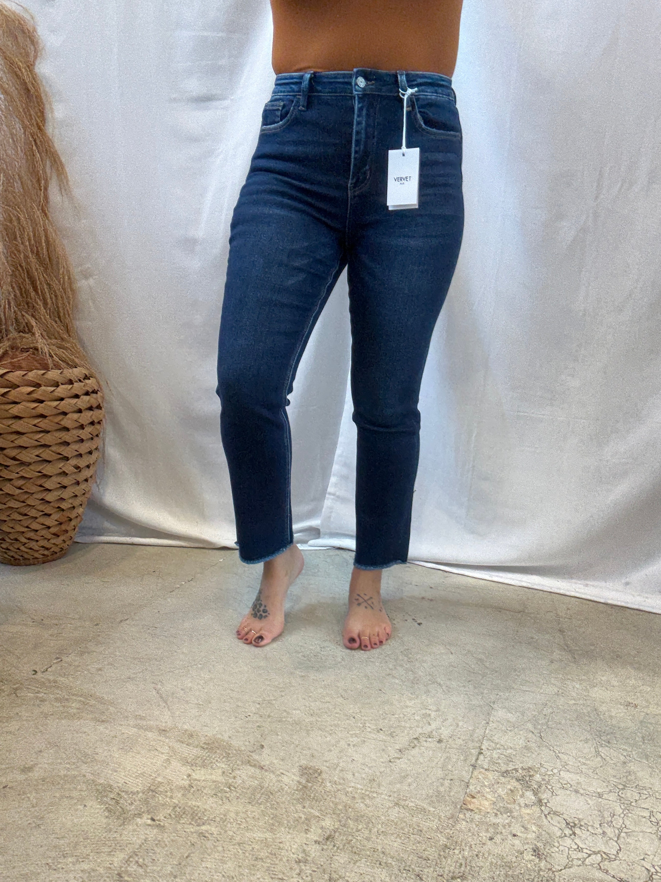 Vervet Growing Light Dark Jeans-Jeans-vervet-The Silo Boutique, Women's Fashion Boutique Located in Warren and Grand Forks North Dakota