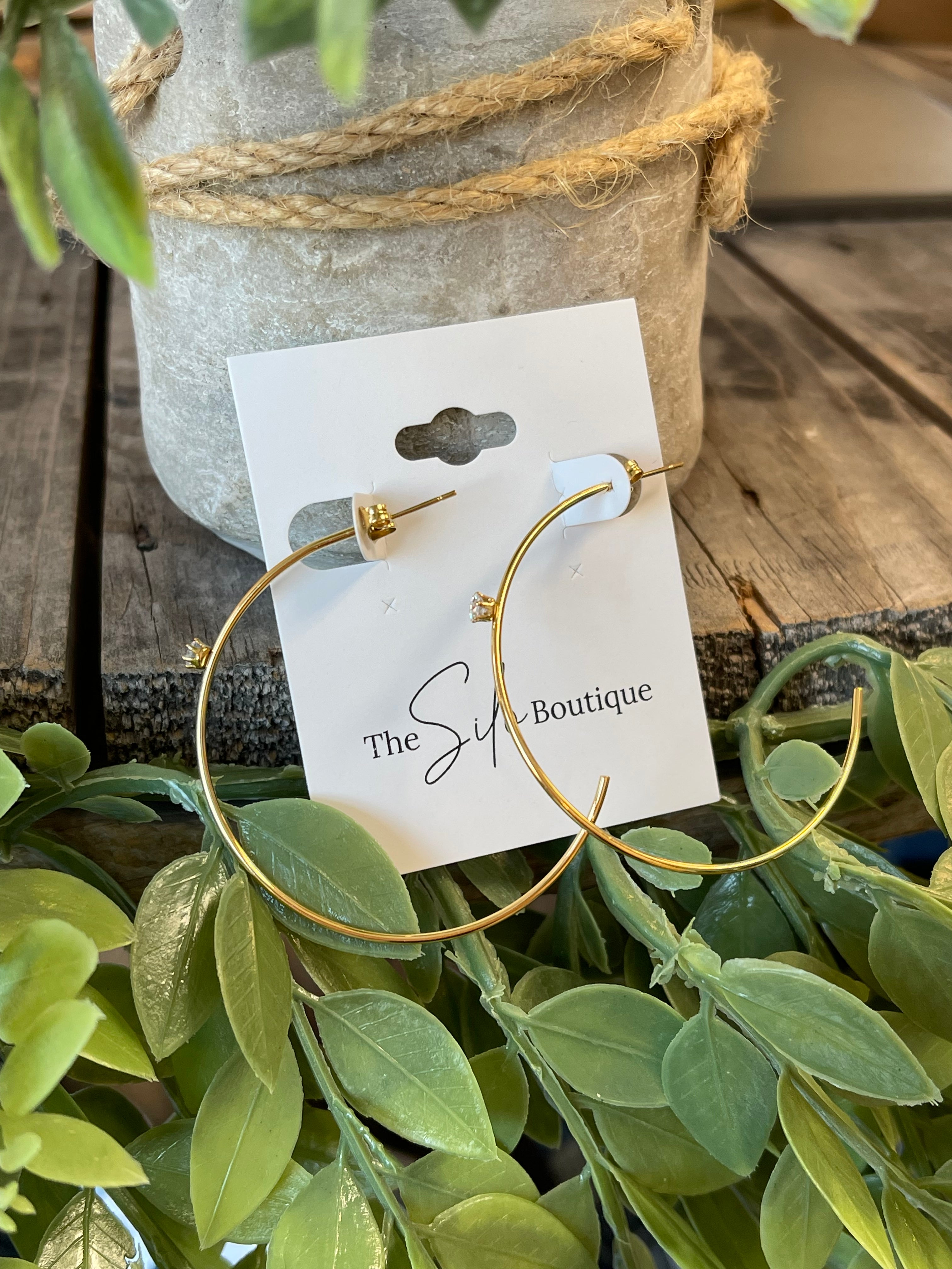 Chandler Sutton Kelly Hoop Earrrings-earrings-chandler sutton-The Silo Boutique, Women's Fashion Boutique Located in Warren and Grand Forks North Dakota